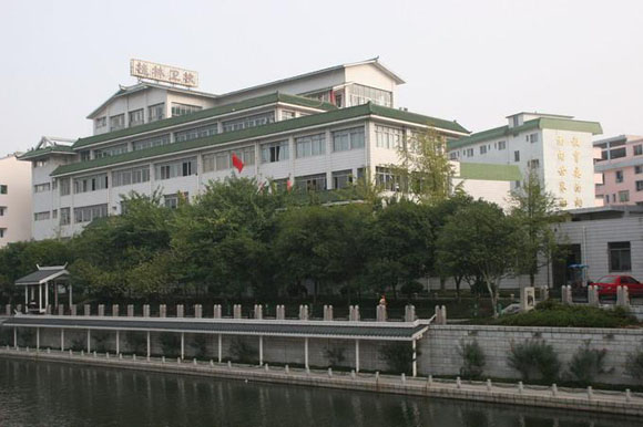 桂林地区哪所卫校学护理专业比较好